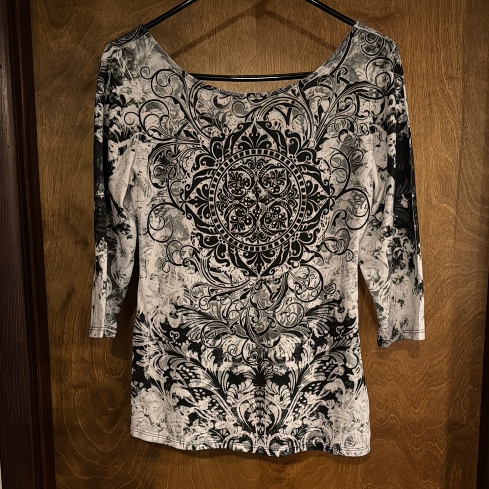 Elegant Black and White Women's Top